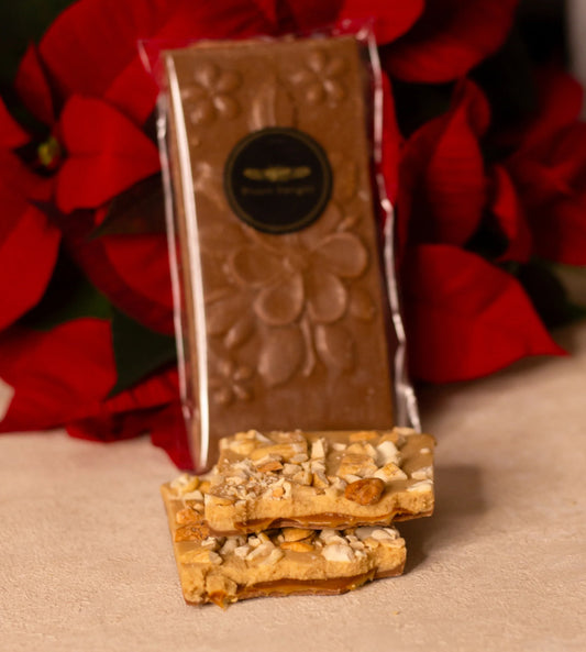 بار شوكولاتة الحليب بالكاجو والكراميل المملح 