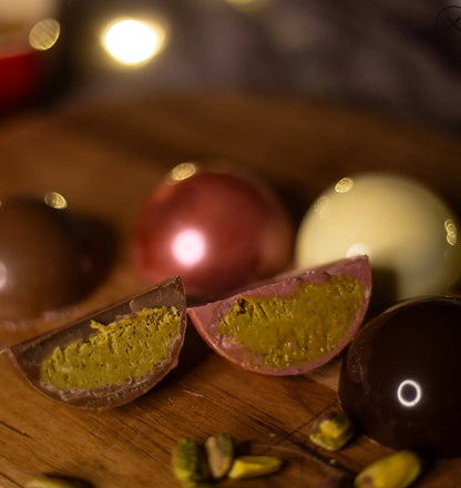 قطع الشوكولاتة دبي مع الكنافة – من بلوم ديلايت لندن