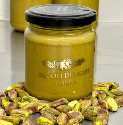 برطمان شوكولاتة بيضاء بالفستق الكريمي